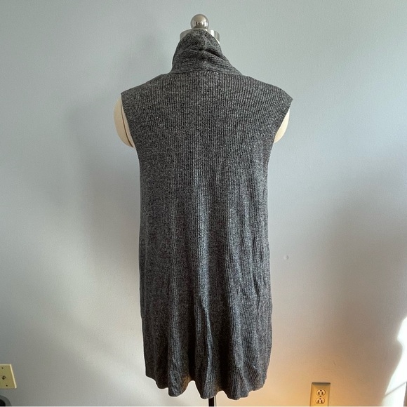 Ellen Tracy Long Sweater Vest- Black and White Mix- Size 1X - Picture 4 of 5